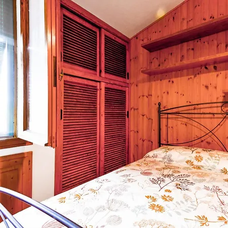 Apartament Golfo Di Campo